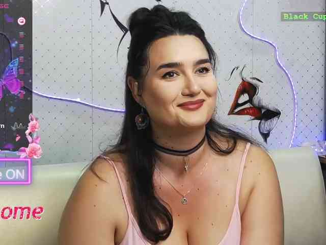 Lina_ webcam