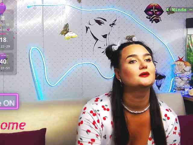 Lina_- webcam