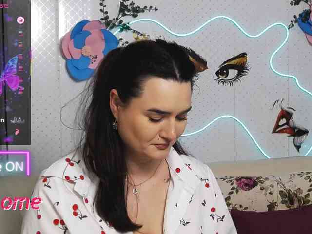 Lina_ webcam