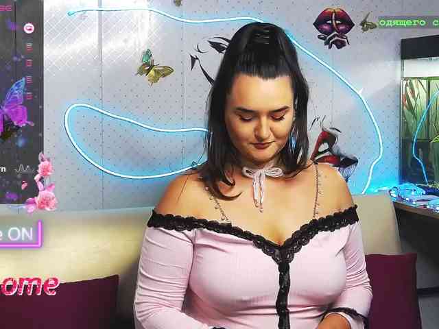 Lina_- webcam