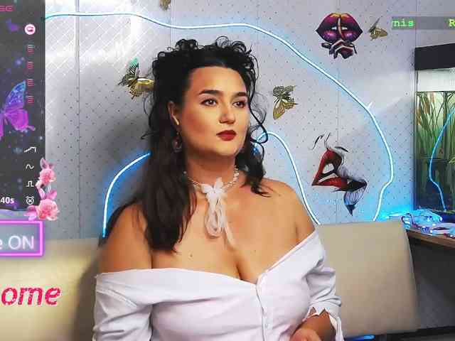 Lina_- webcam