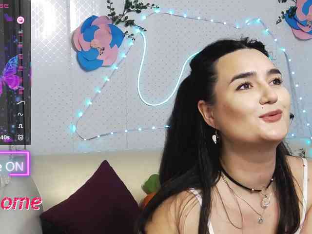 Lina_ webcam