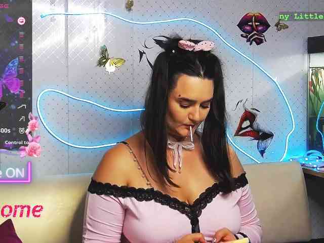 Lina_ webcam