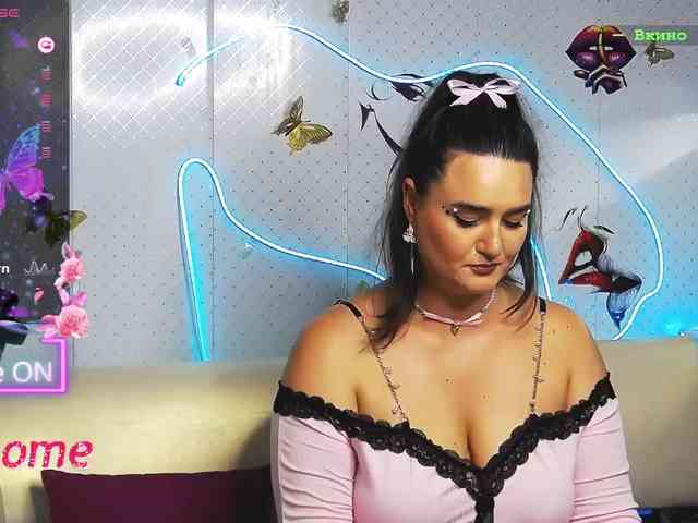 Lina_ webcam