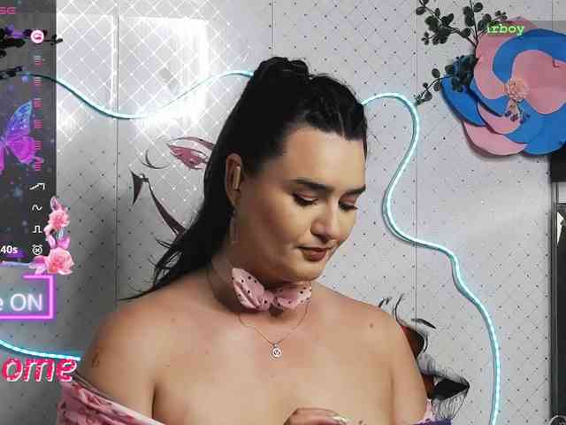 Lina_ webcam