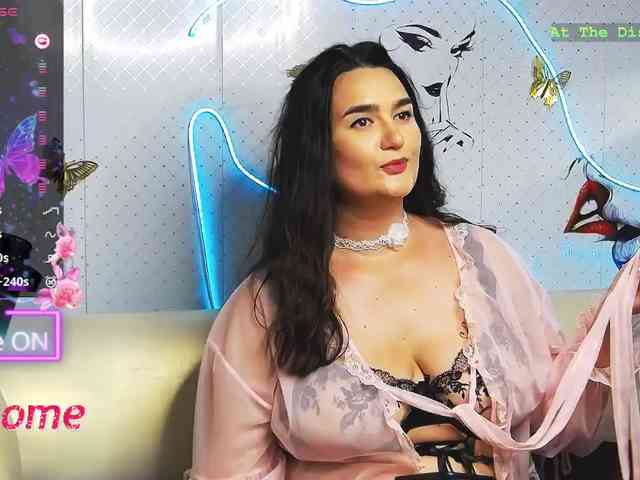 Lina_ webcam