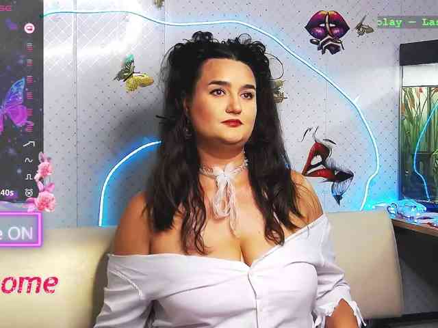 Lina_- webcam