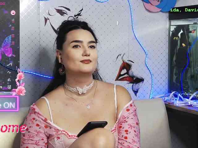 Lina_ webcam