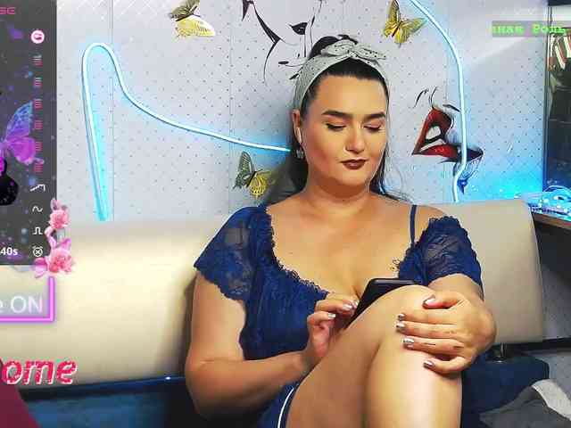 Lina_ webcam