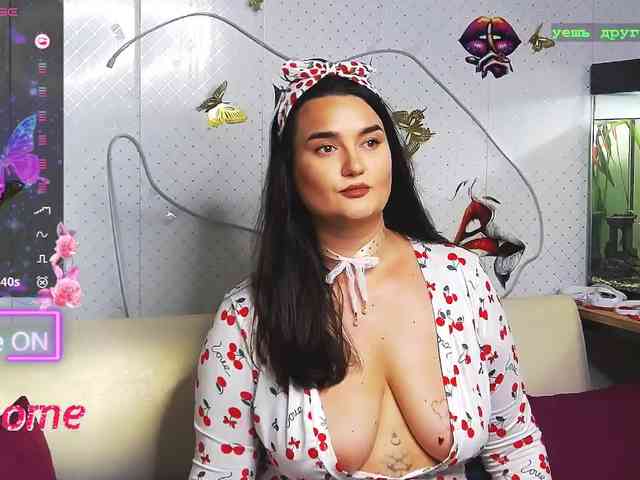 Lina_ webcam