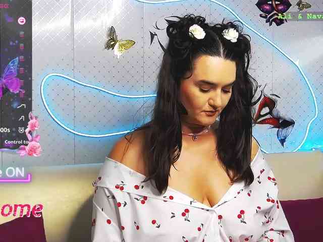 Lina_ webcam