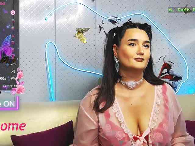 Lina_ webcam