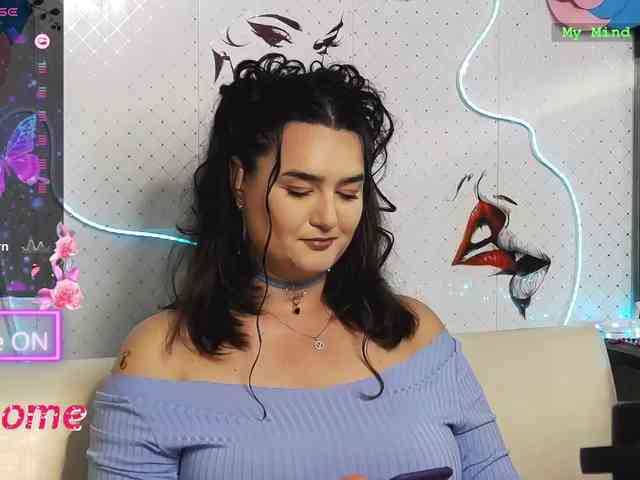 Lina_ webcam