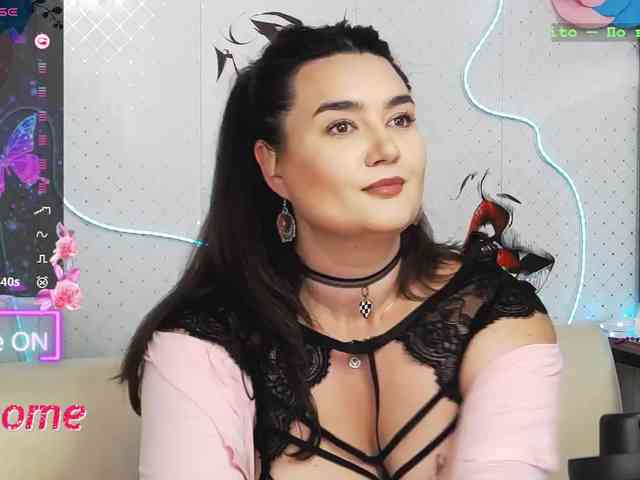 Lina_ webcam