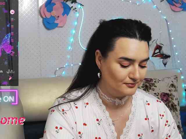 Lina_ webcam