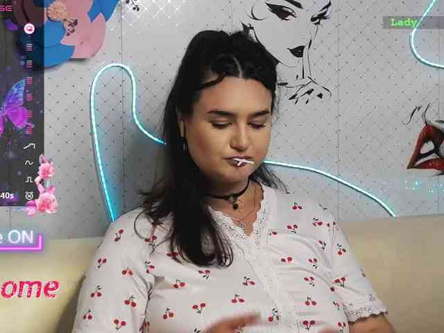 Lina_ webcam