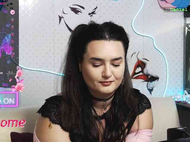 Lina_ webcam