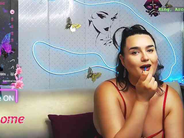 Lina_'s live stream