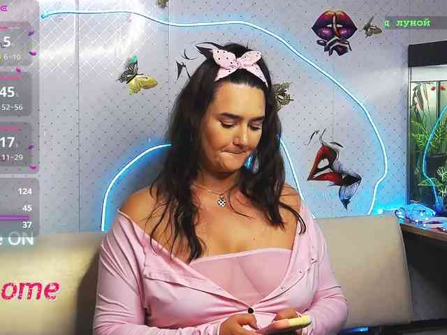 Lina_- webcam