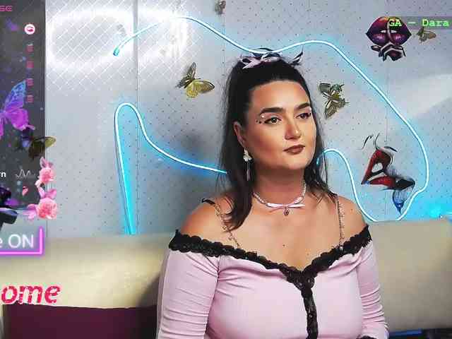 Lina_ webcam