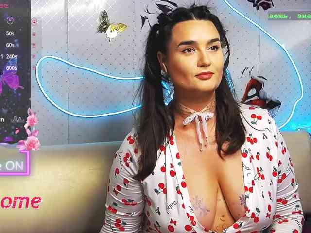 Lina_ webcam