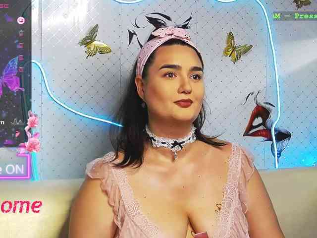 Lina_ webcam