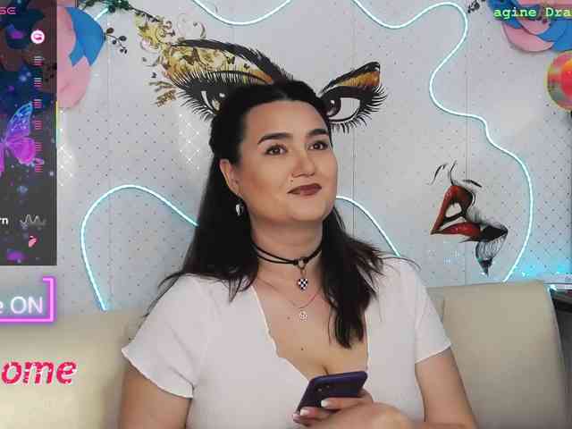 Lina_ webcam
