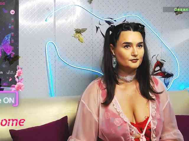 Lina_ webcam