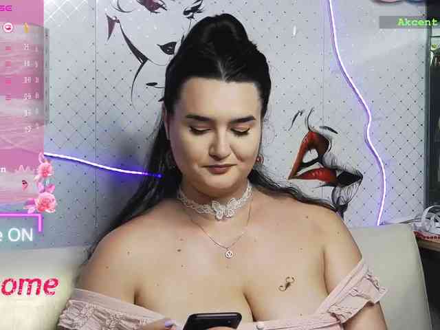 Lina_ webcam