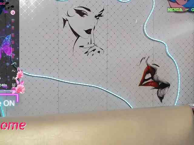 Lina_ webcam