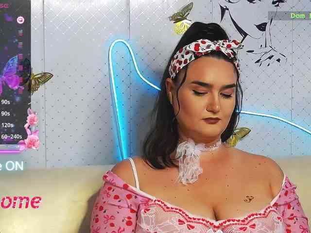 Lina_ webcam