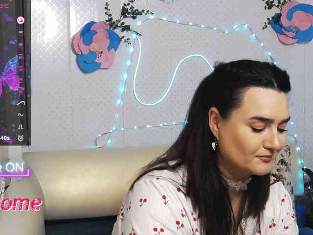 Lina_ webcam