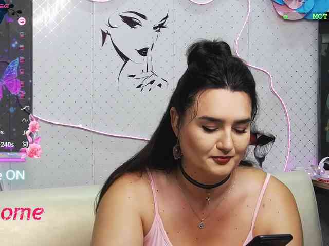 Lina_ webcam