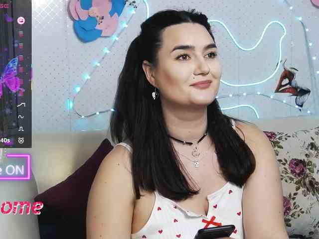 Lina_ webcam