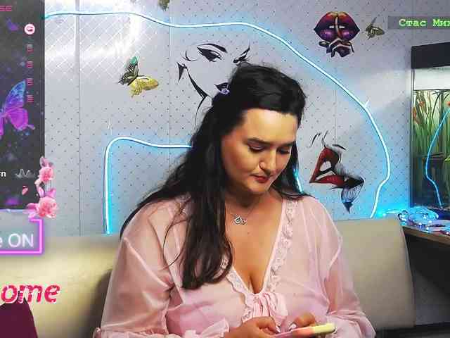 Lina_- webcam