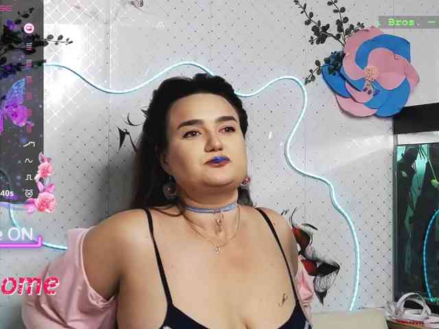 Lina_ webcam