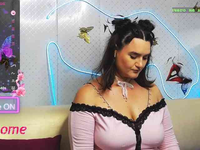 Lina_ webcam