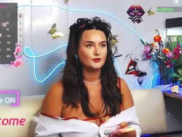 Lina_- webcam