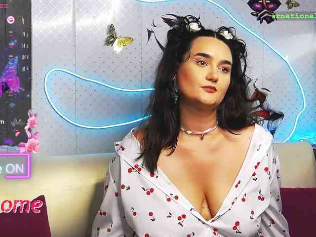 Lina_ webcam