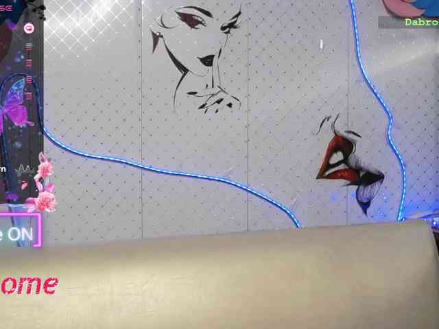 Lina_ webcam