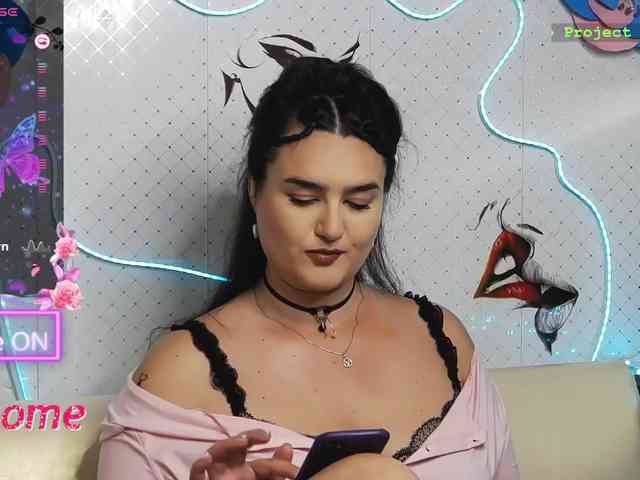 Lina_ webcam