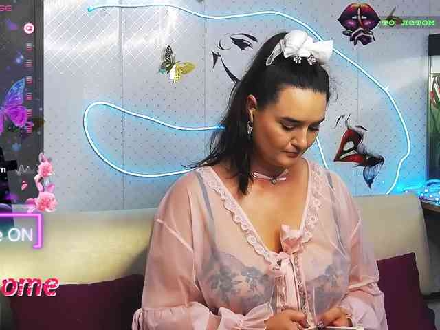 WickedButShy Live Webcam on BongaCams