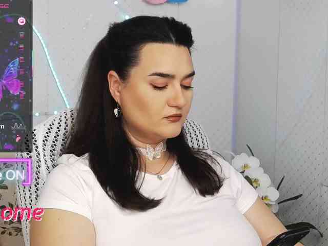 Lina_ webcam