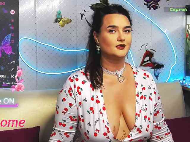 WickedButShy WickedButShy