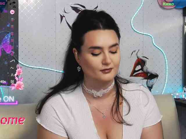 Lina_ webcam