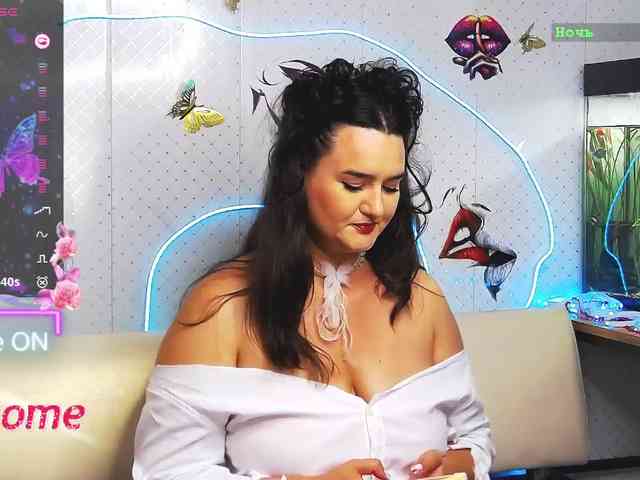 Lina_- webcam