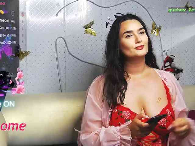 Lina_ webcam