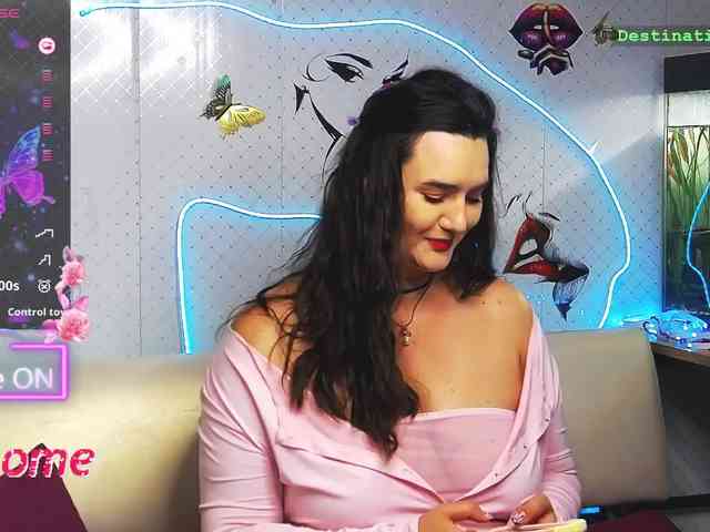 Lina_- webcam