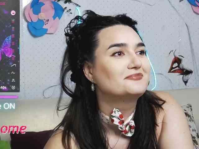 Lina_ webcam