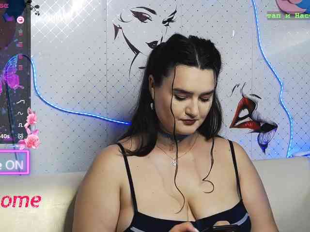 Lina_ webcam
